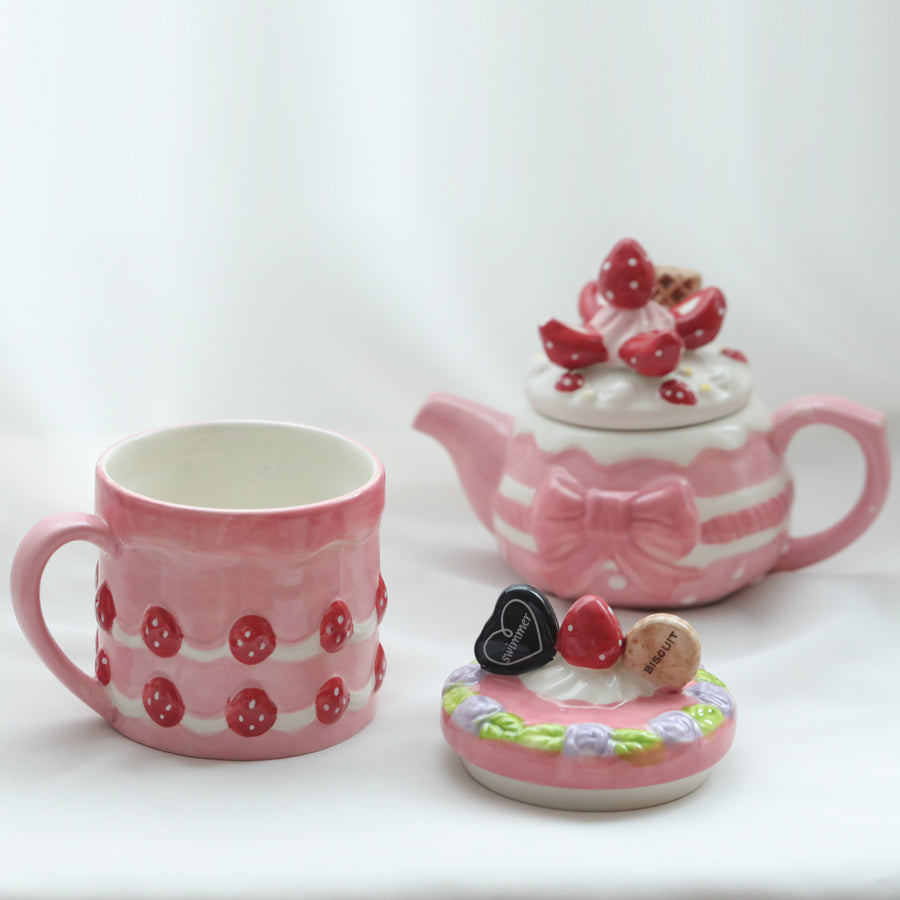 Strawberries & Cream Tea Set
